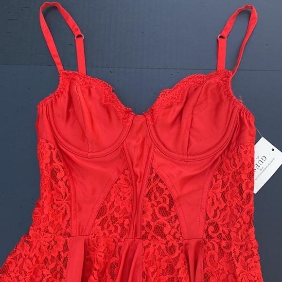 NEW GUESS Red Dancer Lace Detail Corset Dress SZ 4 - Picture 4 of 6